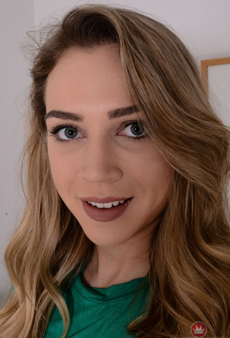 Ева, 24 года, 2 размер груди